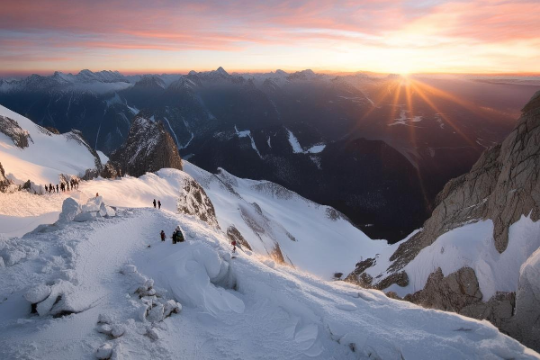 雪山徒步